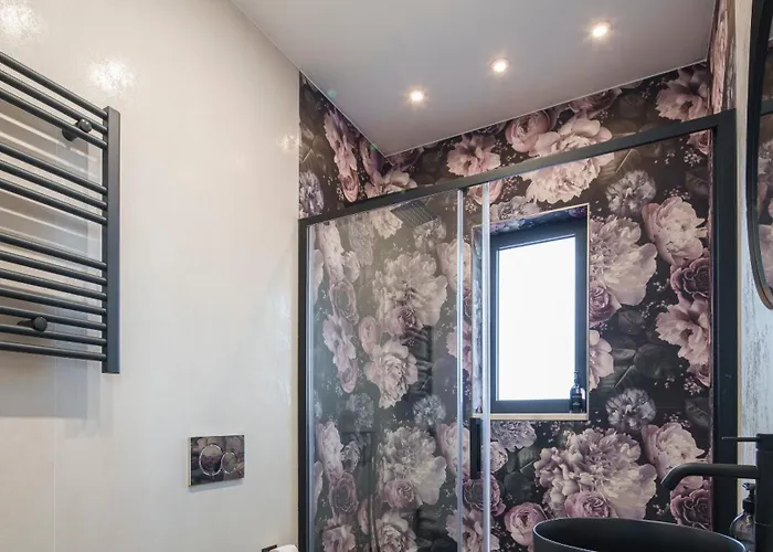 Welcomely - Seamphony