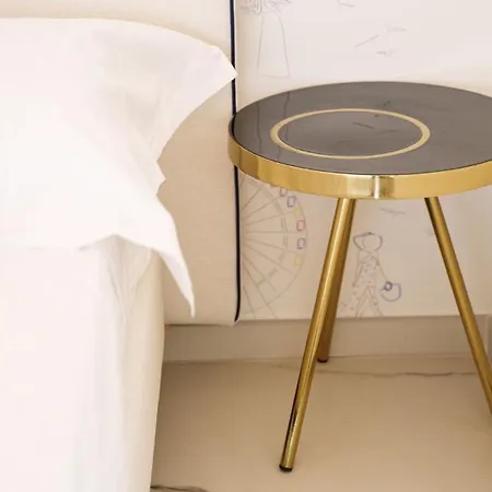 Welcomely - Seamphony Light Apartment *