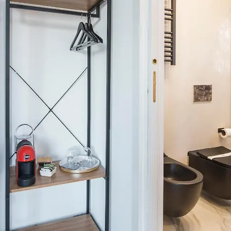 Welcomely - Seamphony Light Apartment *