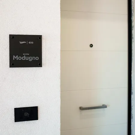 Welcomely - Seamphony Light Apartment *